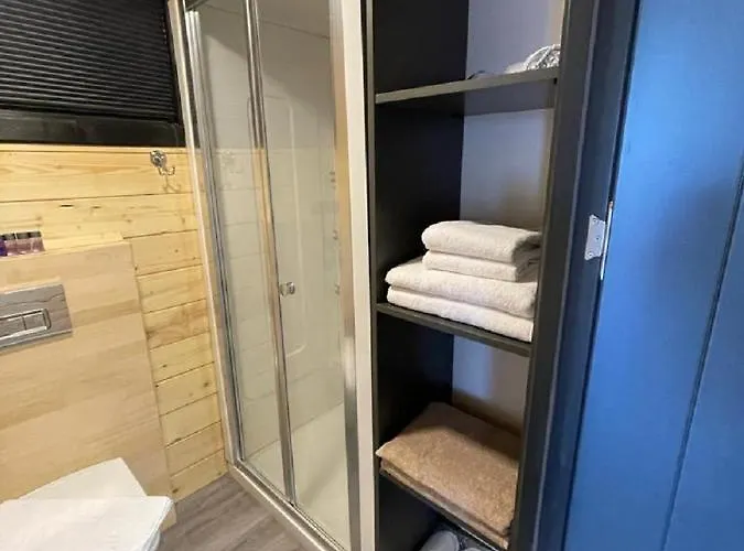 Bitez Tiny House & Hotel