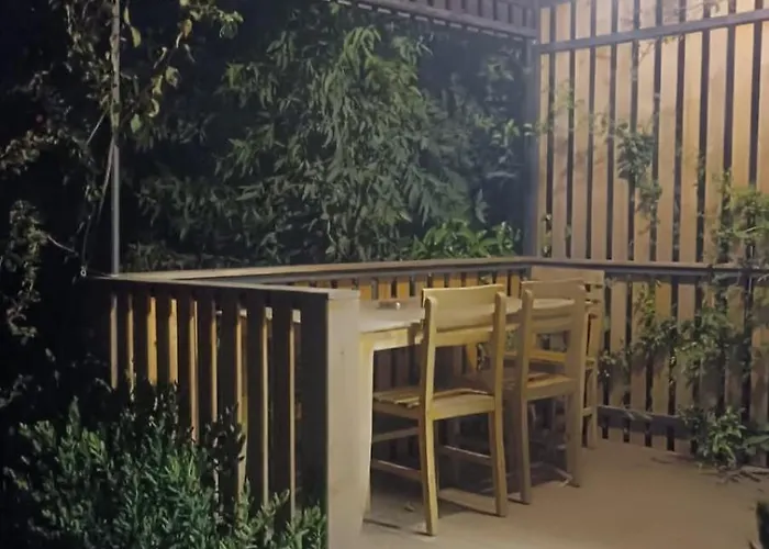 Bitez Tiny House & فندق